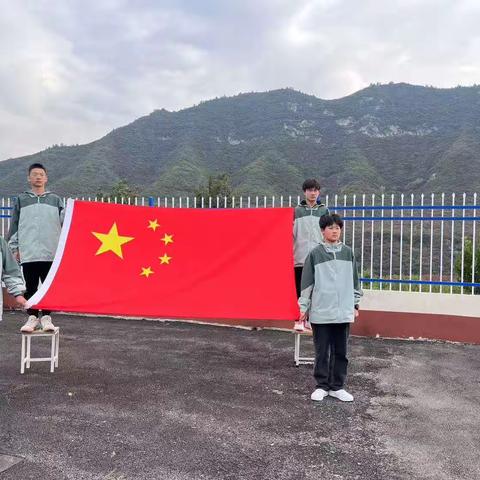 浮山书院校风校纪整顿暨月考表彰大会