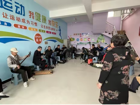 今又重阳，这里黄花分外香