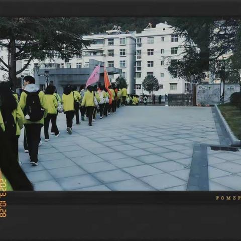 无奋斗，不青春