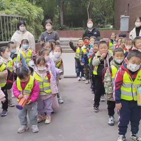 探索科技  点亮未来－－德睿奇幼儿园学前B班郑州科技馆研学之旅