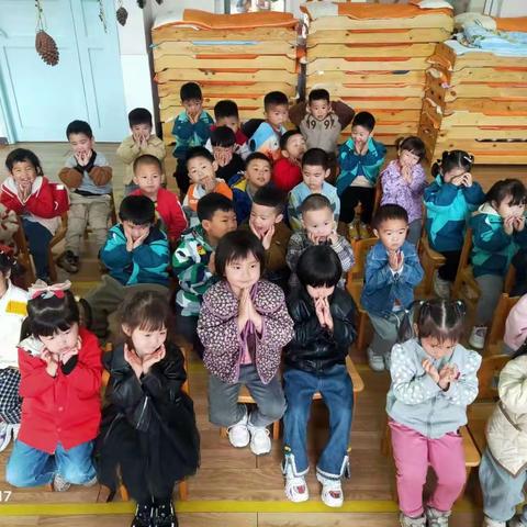 温情三月，浓情相伴——石门县宝峰街道九澧幼儿园小28班“三八妇女节”主题教育活动