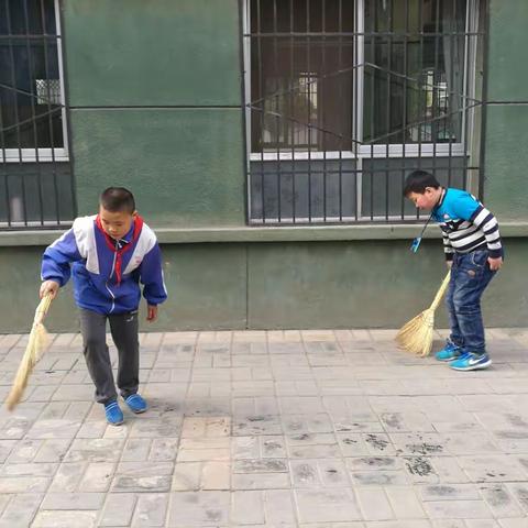 向我们的学生学习，请尊重他们的劳动