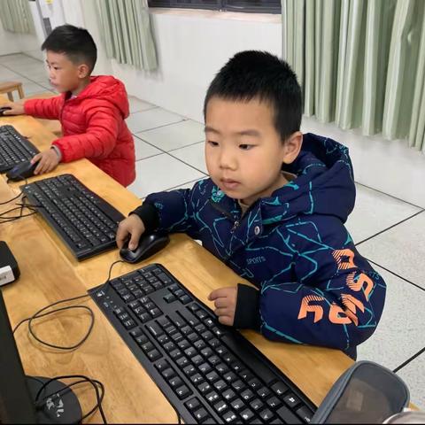 浏阳河小学图形化编程