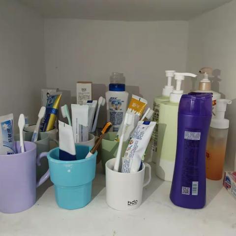 周三大扫除较好寝室（12.6男生寝室）