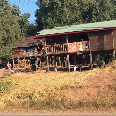 骑行老挝🇱🇦-越南🇻🇳牢宝