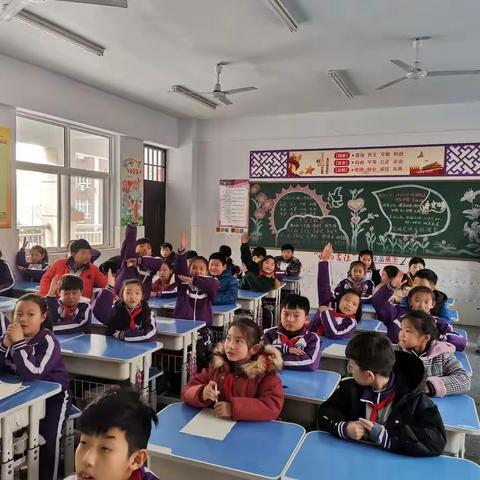国教育涵养品行，国文化润泽心灵，三（8）班举行“寻中华基因诗词大会”海选大赛