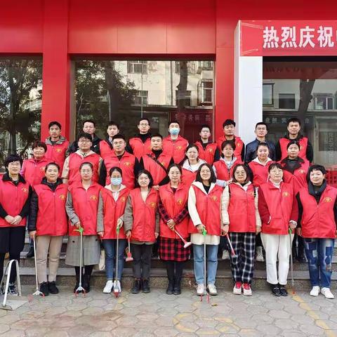 环境卫生治理  助力文明城市创建——英雄南路街道演武社区开展环境卫生整治活动