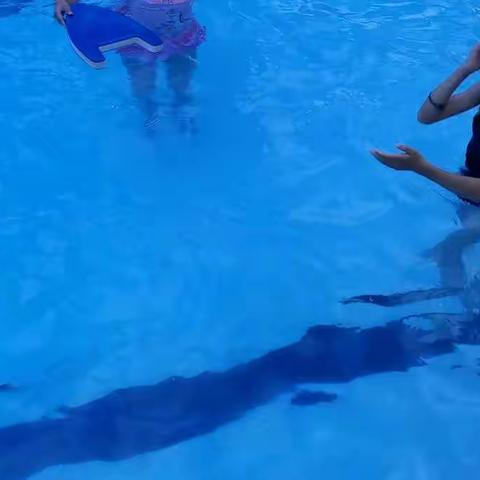 我的游泳训练课