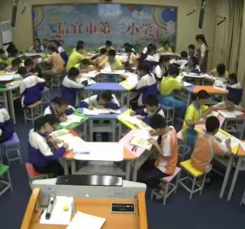 积极推进课程改革，有效打造高效课堂