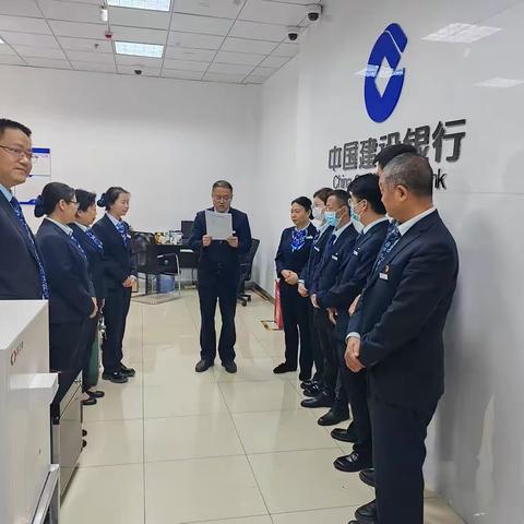 建行凉山分行营业部积极开展手语培训全面提升优质服务