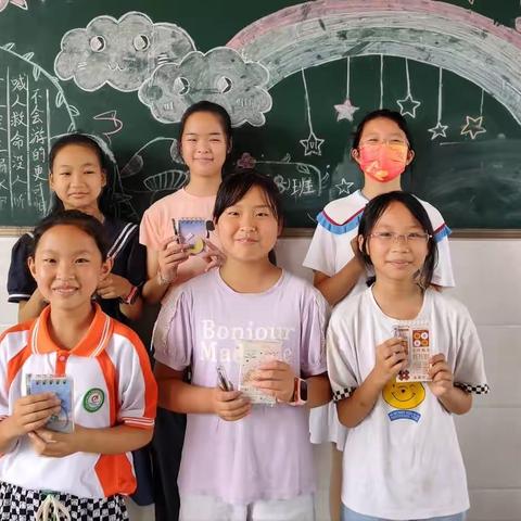向美而行—恩江小学 2023 年春季周六软笔书法 2 班活动掠影
