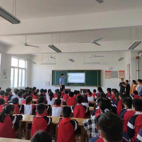 法治进校园，安全伴我行——庆云县庆云镇厦华希望小学