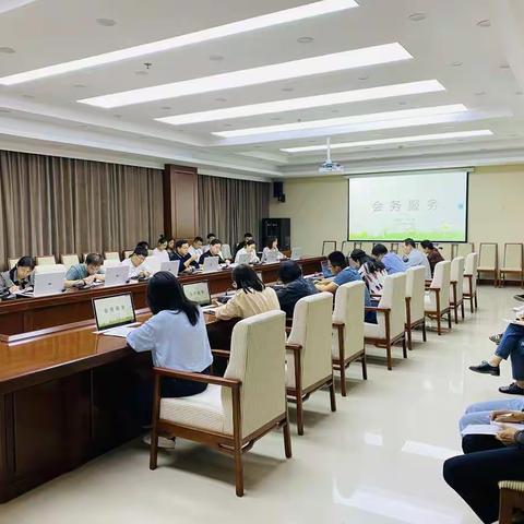碰撞思想 凝聚智慧  县委办“机关夜校” 第二课开讲啦！