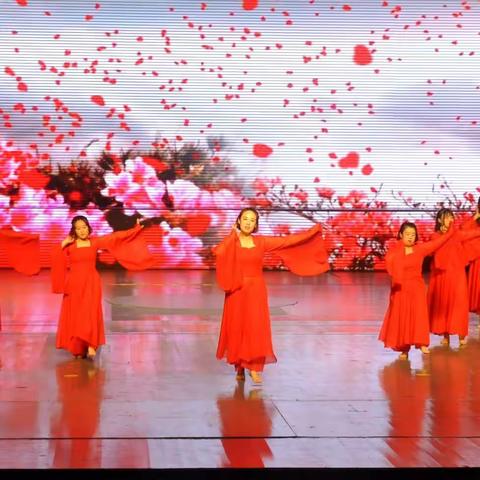 2019承德市哈博幼儿园演出专场实况图片