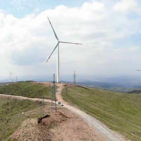 航拍张家川北关山景色秀丽，尤如冬天人间天堂。