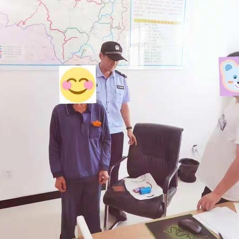 七旬老人坐公交物品丢失，民警全力帮其找回