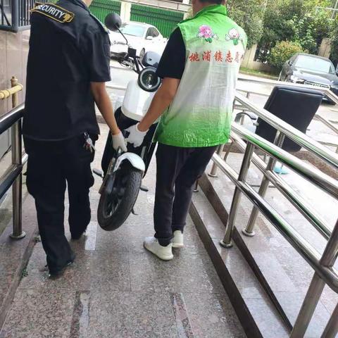 清理楼道堆物，疏通“生命通道”，你还在等什么？