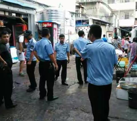 新建社区协同多部门整治渔港街水产码头不间断的执法，整治脏乱差情况