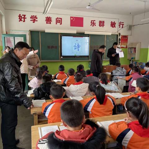 堂邑镇中心小学开展习惯养成检查活动