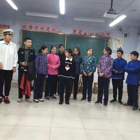 给你舞台，还我精彩——凤城高中2018级课本剧表演预选赛顺利结束