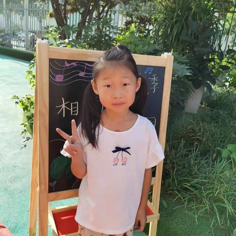 鲁莞心在美林苑幼儿园第一周❤️