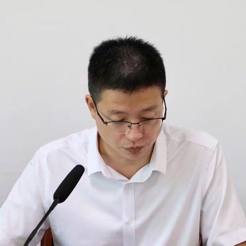 卫东农商银行召开加强警示教育和案件隐患排查工作会议