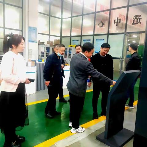 向标杆看齐 迈向新高度 ——新田职中省级专业教学团队赴长沙考察学习