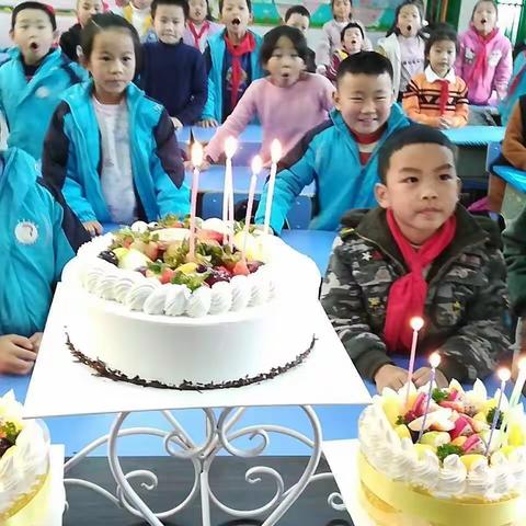 二（1）班，不一样的生日会