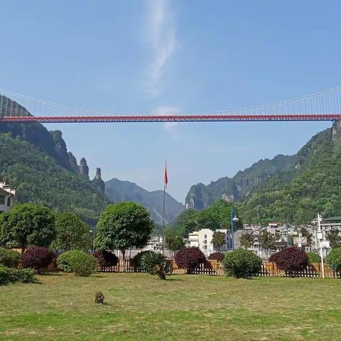 增强忧患意识，强化应急观念——矮寨小学“5.12”防灾减灾应急演练