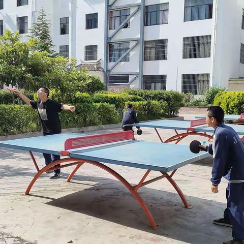 贯彻国家《"双减"意见》， "课后服务之花"刚开就艳