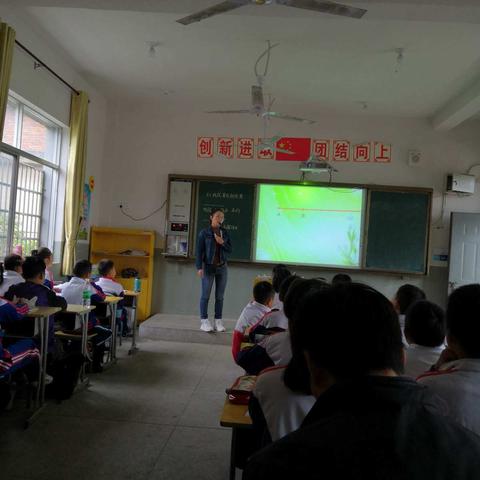 圭峰小学新教师大比武——数学组