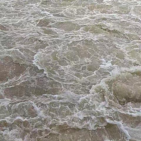 汇河雨景