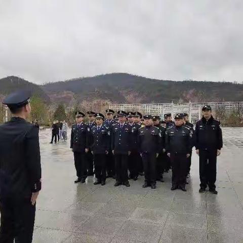 致敬•缅怀•奋进|交通、经侦、扫黑、反扒大队党支部开展清明祭英烈专题党日活动