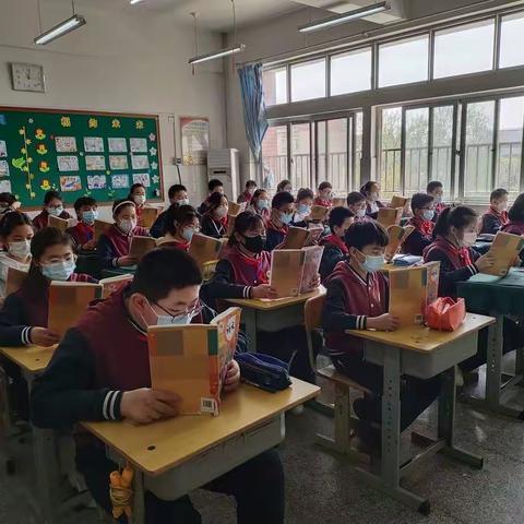 第三实验小学教育集团西校区六年级“晨诵、午写、暮读”活动火热进行中