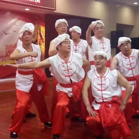 山丹丹开花红艳艳