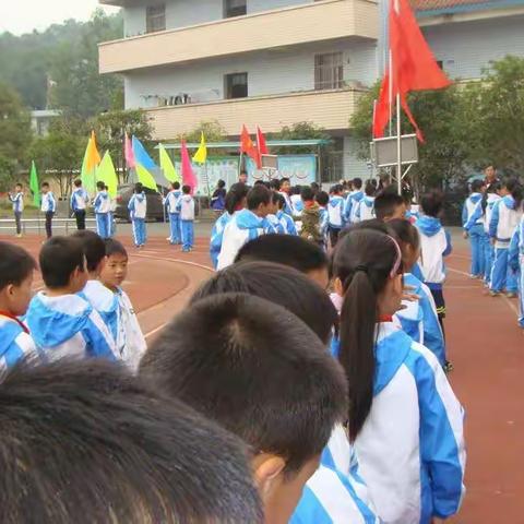 湘东镇和平小学举行第20届体育运动会