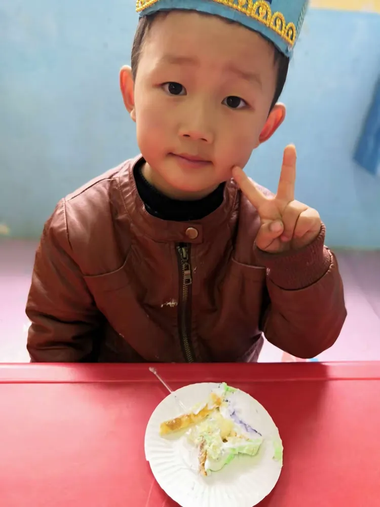 李思语宝贝生日快乐❤️❤️❤️