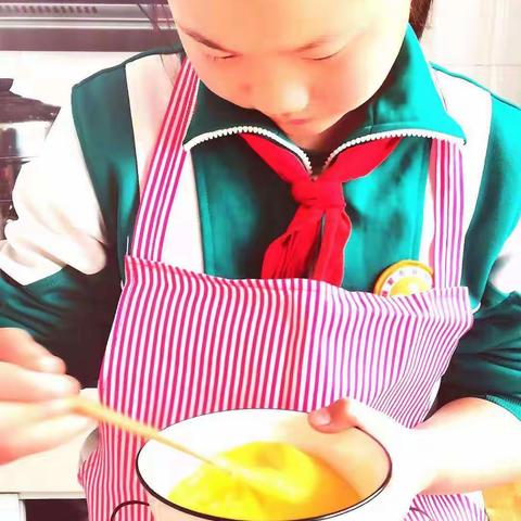 濮阳市开德小学五二班梦想诗社          春节美食打卡中