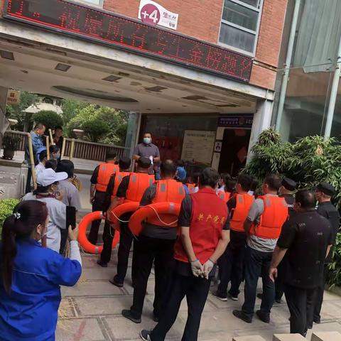 以练促防，筑牢汛期安全防线——一家物业协同玉北社区开展2022年防汛应急演练