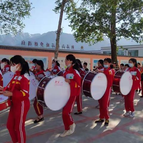 课后服务助力“双减”   鼓乐齐鸣扮靓校园——肖红坪小学“双减”背景下的鼓乐文化活动