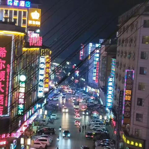 孟波新世界酒店：繁华都市的璀璨夜景与独特风情