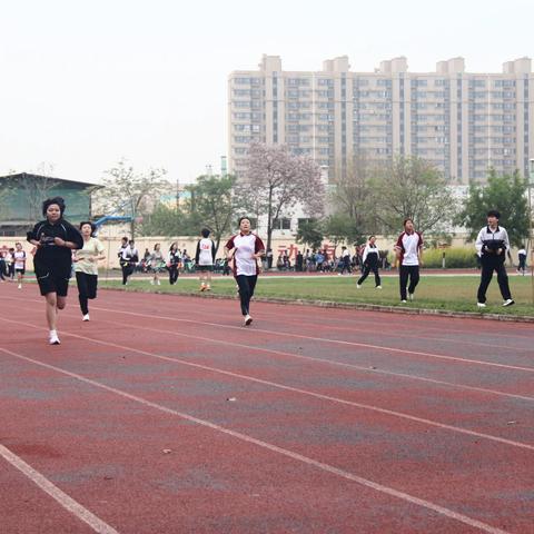 运动会掠影4（供同学们下载留念）