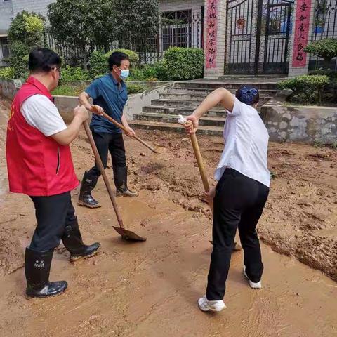 【巩义市新时代文明实践】 抗洪救灾那一抹美丽的志愿红——孝义街道烈姜沟村开展周六志愿者服务活动