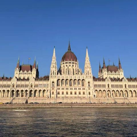 多瑙河畔的黄金之旅：匈牙利浪漫纪行