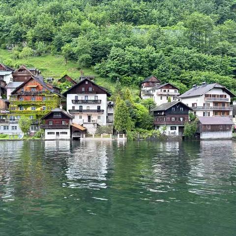 雨中漫步哈尔施塔特