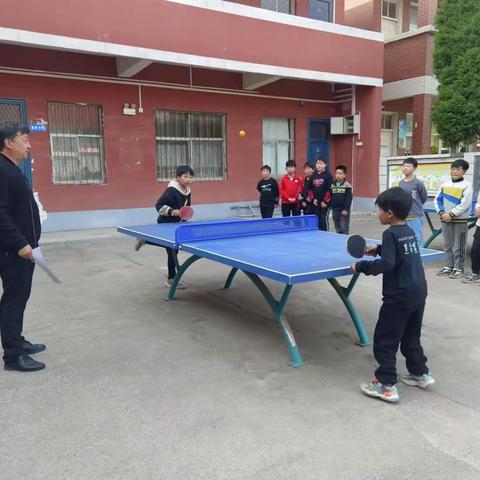 活力校园  运动无限——李洼小学“迎五一运动会”