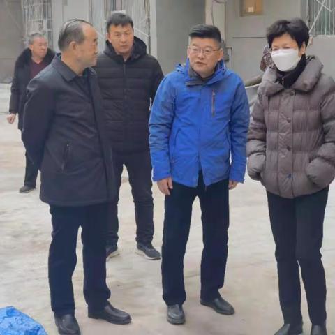 区人大主任阮波带队检查大气污染防治工作