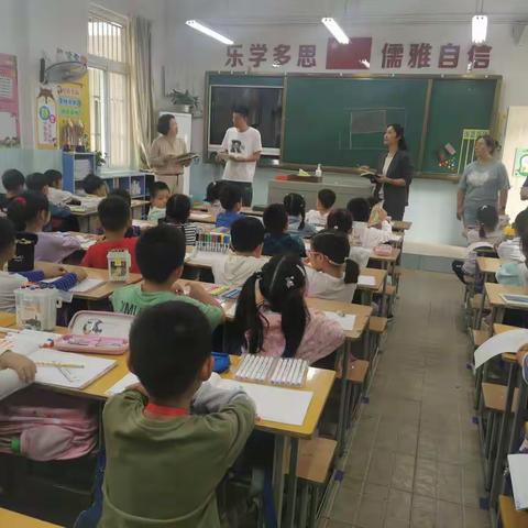 点点滴滴见智慧，角角落落显温情——记2022年绿影小学“温馨教室”评比活动