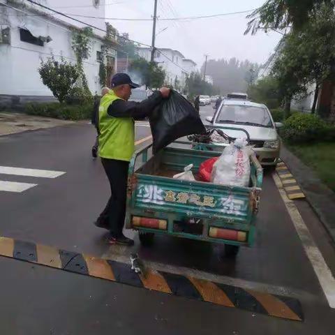 玉清湖办事处小杨庄继续开展垃圾分类工作