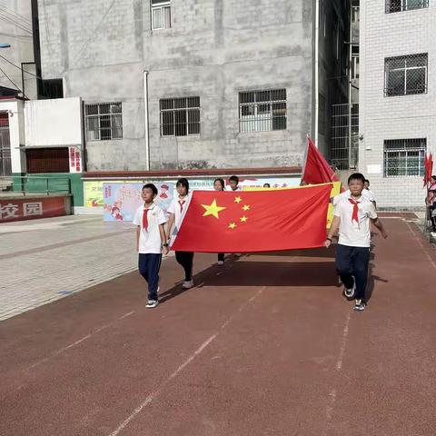 铭记“九一八”事件，立志复兴中华——清太坪镇民族中心小学第二周升旗仪式